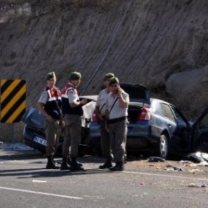 Kayseri’de Trafik Kazası: 2 Ölü, 7 Yaralı