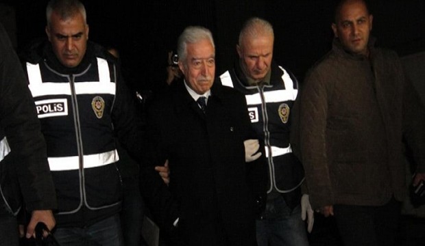 Adana’da paralel yapı operasyonu