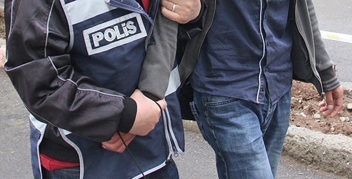 Mersin’de 6 gözaltı