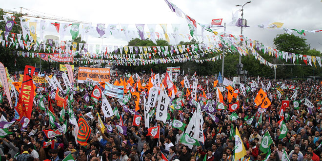 HDP’nin İzmir, Adana ve Diyarbakır mitingleri yasaklandı