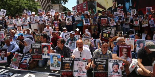 Cumartesi Anneleri: Darbe değil, demokrasi; OHAL değil, barış