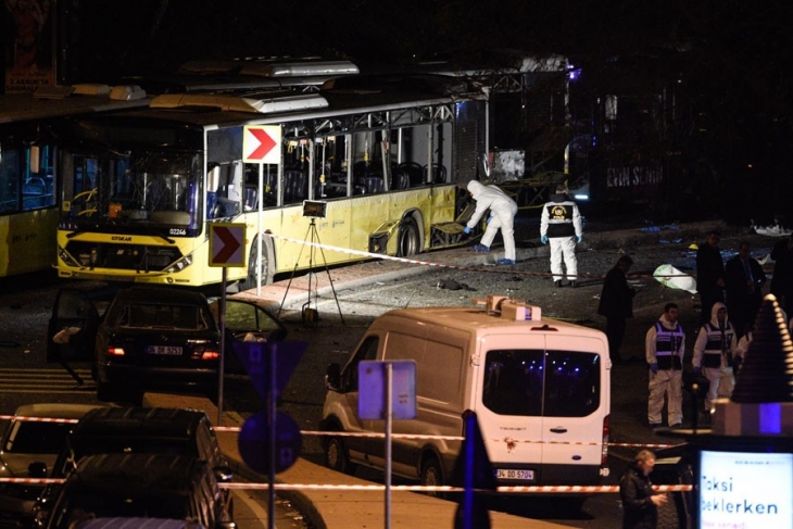 İstanbul’da patlama: 7’si sivil 38 kişi hayatını kaybetti