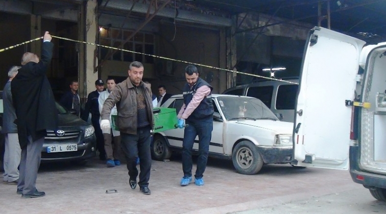 Köpek bahanesiyle çıkan kavgada 2 ölü