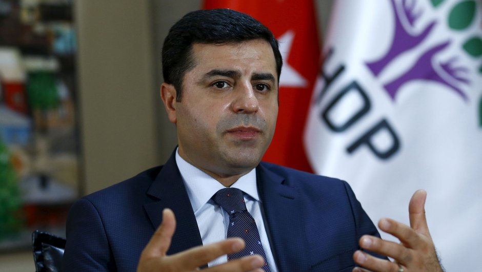 ‘Demirtaş 7 gündür mahkeme kararı olmadan tutuklu’