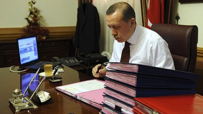 Erdoğan, haftalık tatili kaldıran kanunu onayladı