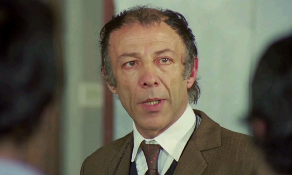 Münir Özkul vefat etti