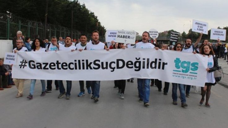 ‘Asıl manipülasyon okurdan haber gizlemektir’
