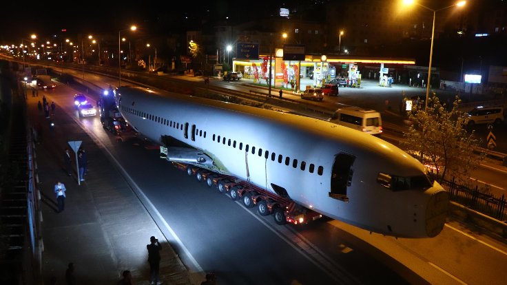 Millet kıraathanesi yapılacak uçak taşındı