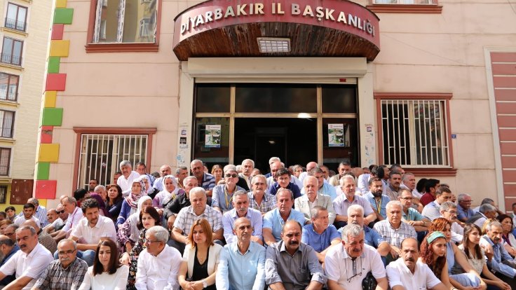‘Demirtaş ve Önder’e verilen ceza siyasidir’
