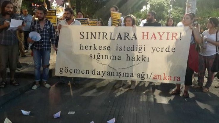 Göçmen Dayanışma Ağı: Mültecilerin sınır dışı edilmesi durdurulsun