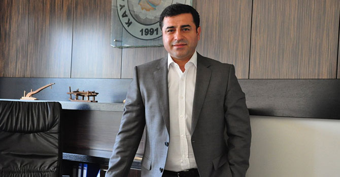 Demirtaş’ın avukatları: Bir saniye daha bekletilemez