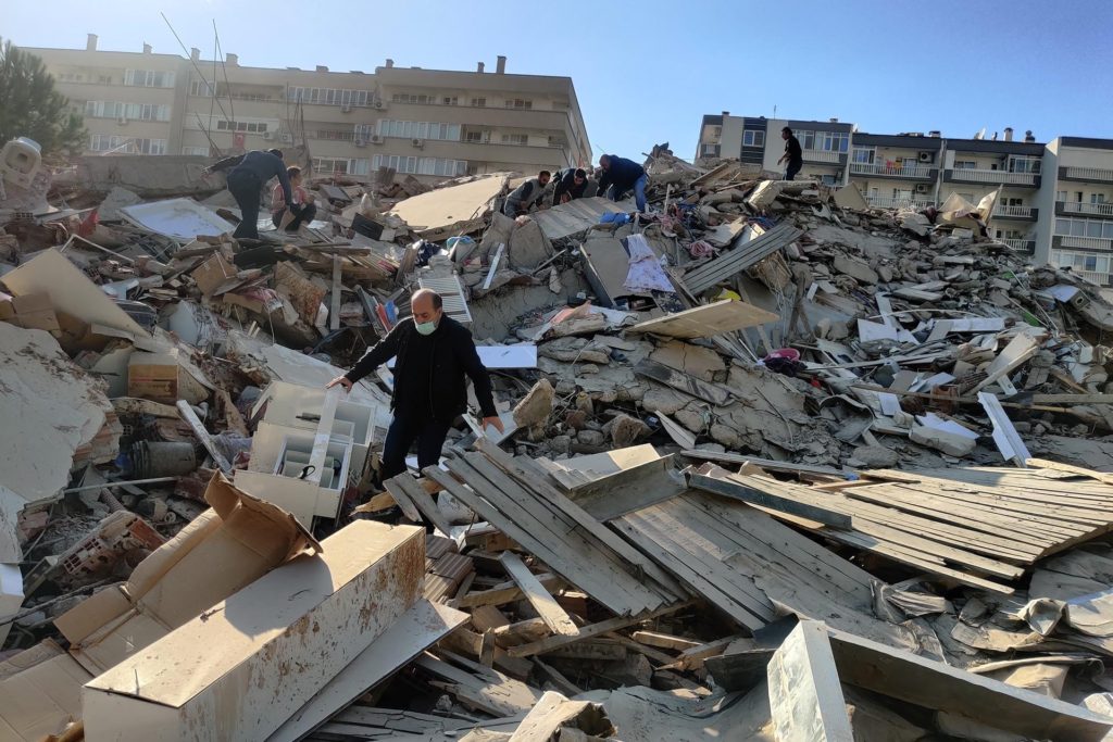 Ege Denizi’nde 6.6 büyüklüğünde deprem