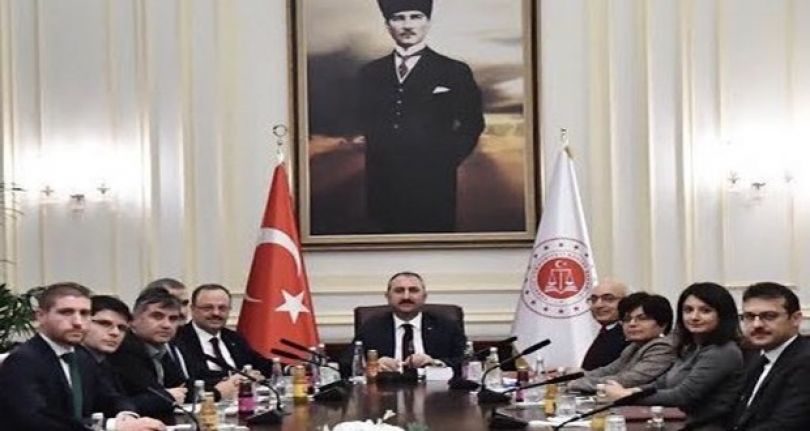 İHD, Adalet Bakanı Gül’le görüştü: İmralı, hak ihlalleri, açlık grevleri