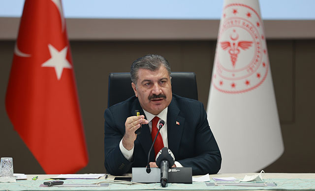 Sağlık Bakanı Fahrettin Koca, koronavirüs ile ilgili son durumu açıkladı
