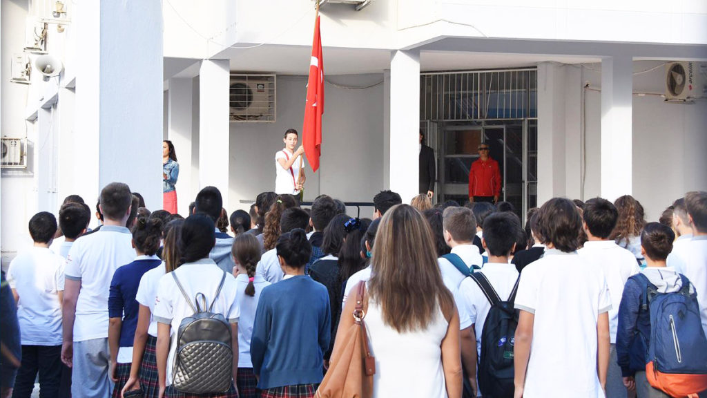 ‘Andımız’ için karar: Okutulmayacak