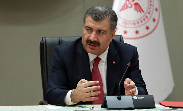 Koca: Maalesef gün geçtikçe mutant virüsler ülkemizde de artıyor