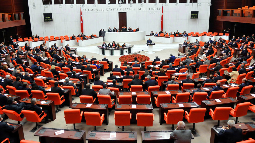 Güvenlik soruşturması teklifi yeniden Meclis’te