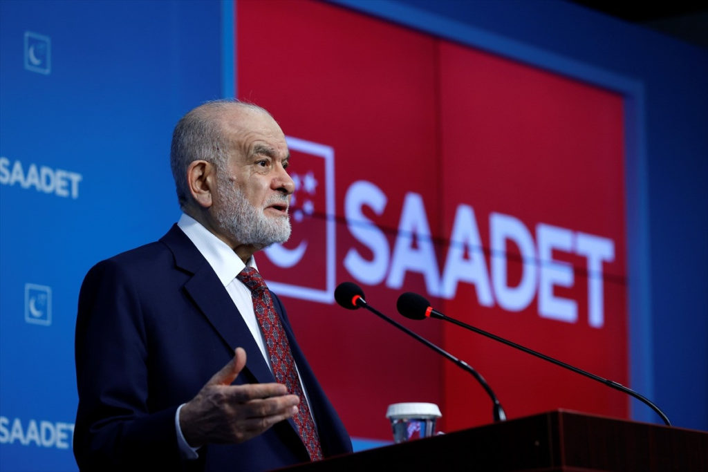 Karamollaoğlu: Erken seçime gidilmezse Erdoğan aday olamıyor