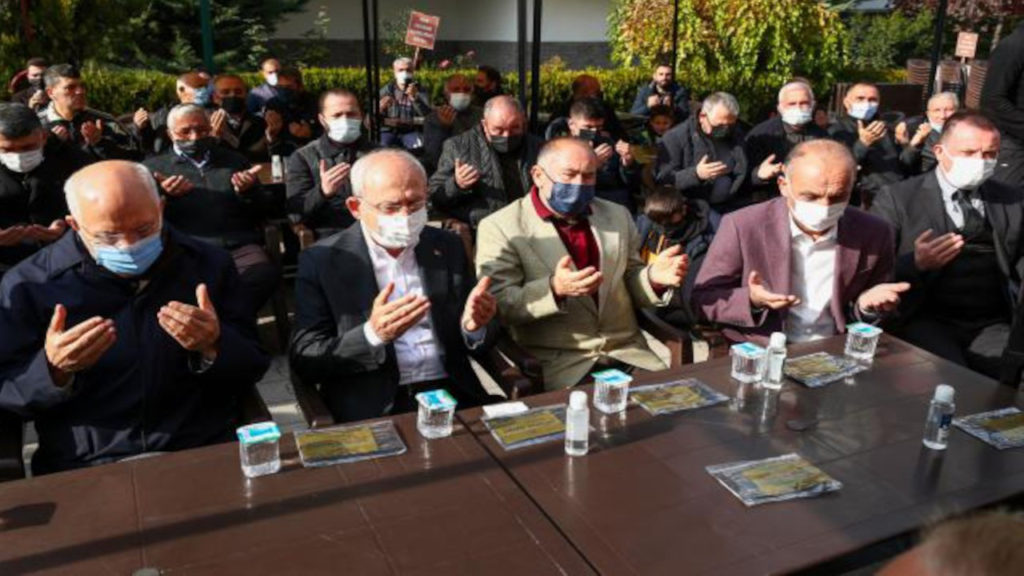 Kılıçdaroğlu, kendisini eleştiren gazilerle diyaloğunu paylaştı