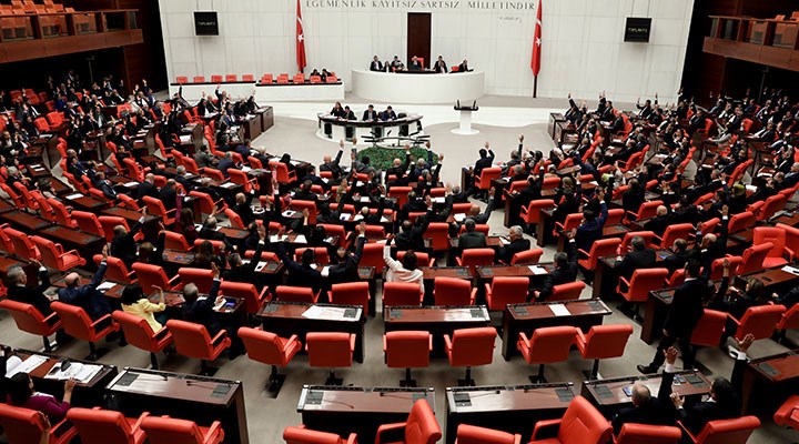 İllerin milletvekili sayısı yeniden düzenlendi: 4 kentte değişiklik