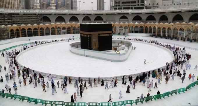 Diyanet, umreye yüzde 150 zam yaptı