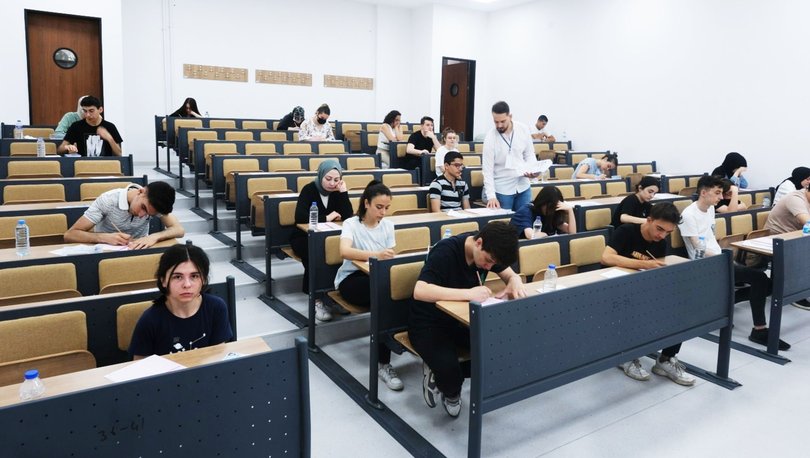 YKS’nin İlk Oturumu TYT Tamamlandı