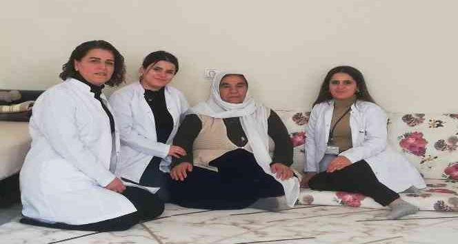 Hakkari Belediyesi yaşlı destek ekibi iş başında