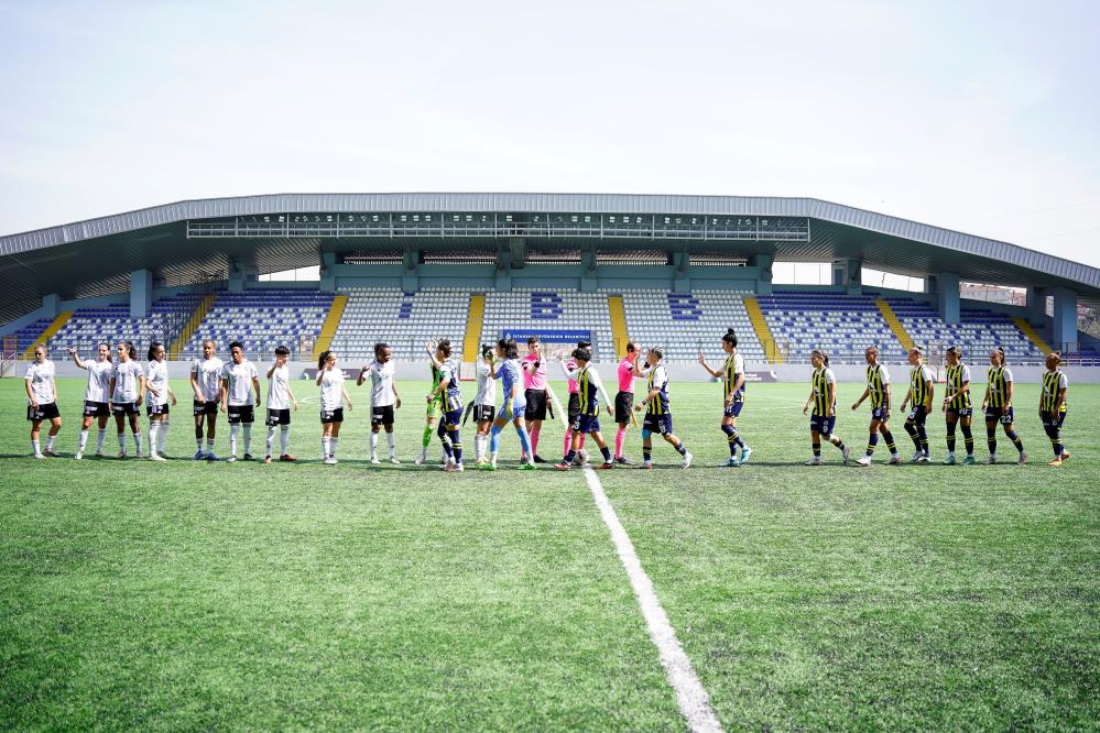 Kadın futbolda 6 gollü derbinin kazananı Beşiktaş