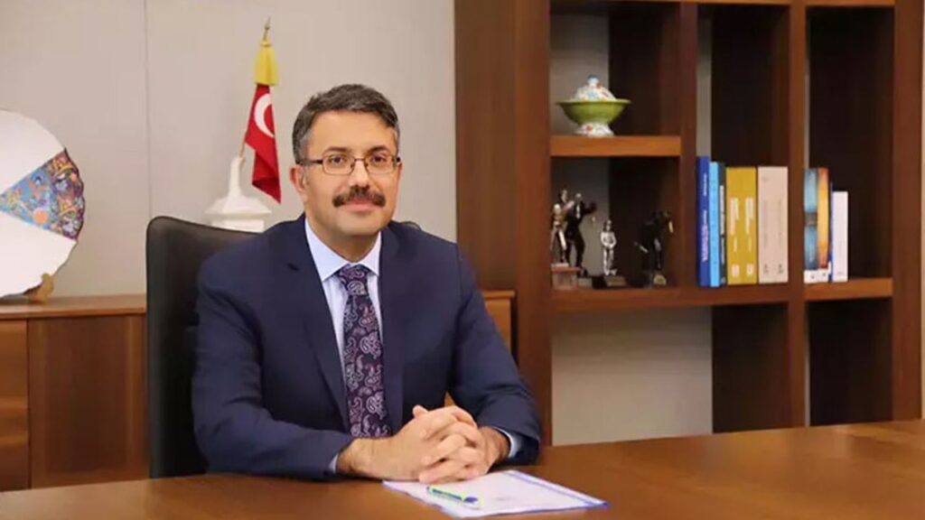 Vali Çelik’ten Kadir gecesi mesajı