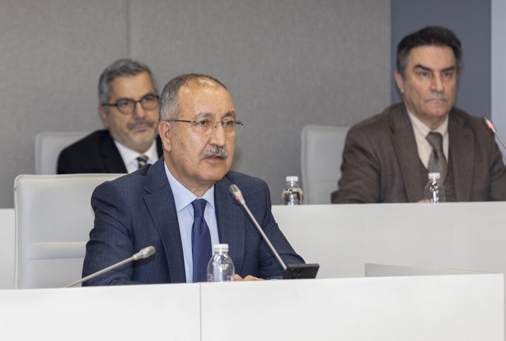 Resmî ilan fiyat tarifesine yeni zam