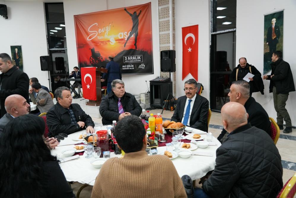 Vali Ali Çelik “Sevgi tüm engelleri aşar”