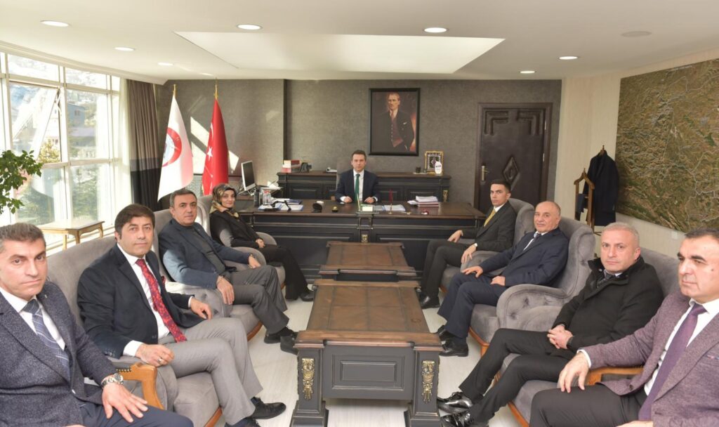 Valilik Birim Müdürleri ve İl Özel İdaresi Şube Müdürlerinden Vali Yardımcısı Buğra Karadağ’a Ziyaret