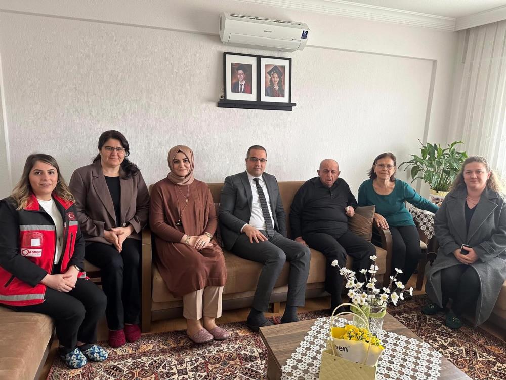 Kaymakam Dalak’tan Şehit ailesi ve Kıbrıs Gazisine ziyaret