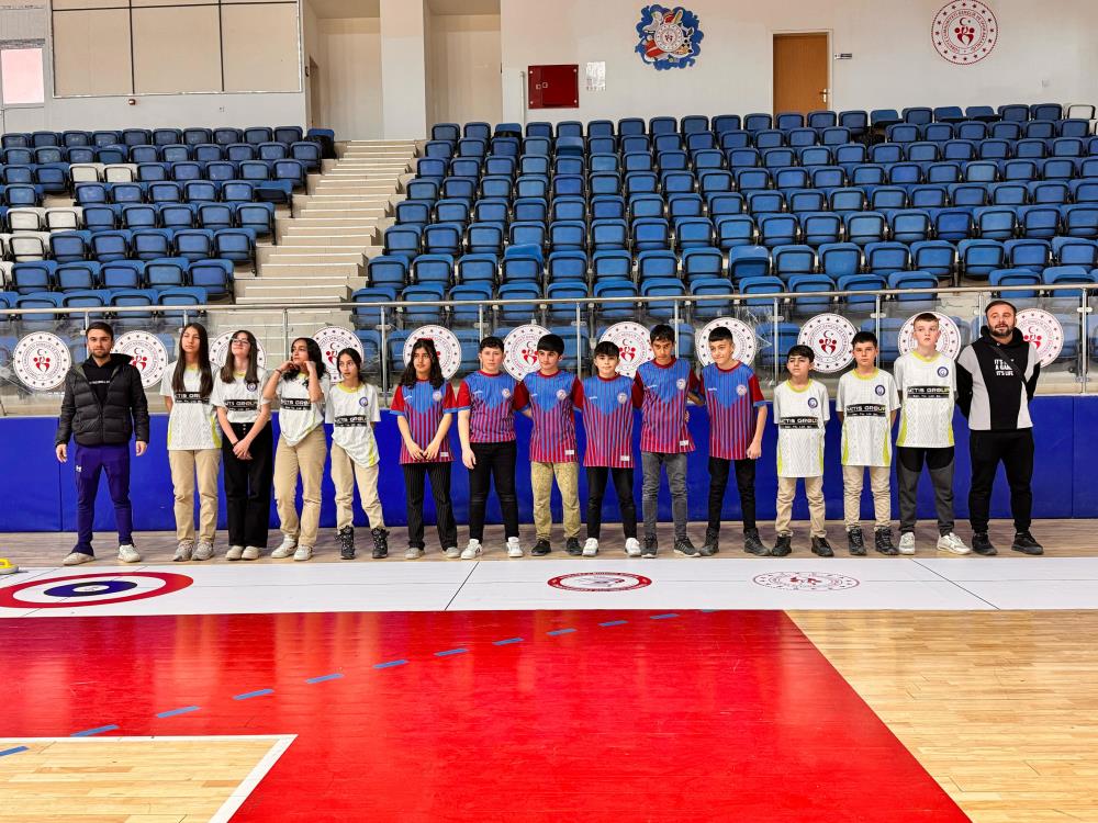 Hakkari’de ilk defa “Floor Curling” müsabakaları yapıldı