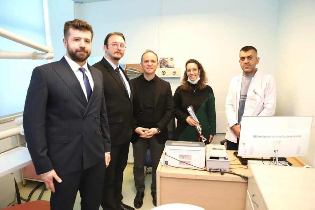 Kaymakam Akpınar, Sağlık çalışanların Tıp bayramını kutladı