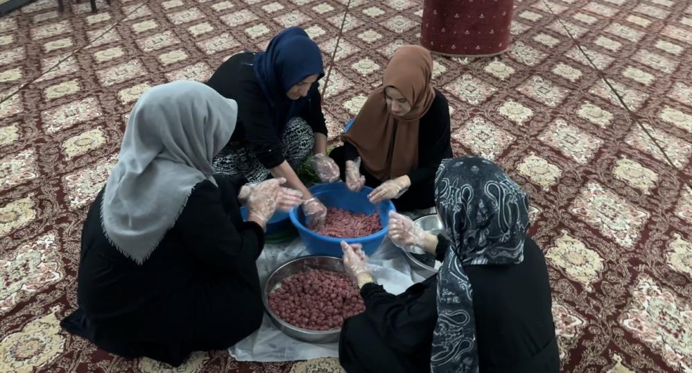 3 yıldır geleneği sürdürüyorlar: Bayram namazı öncesi ikramlık “doğaba çorbası” hazırlandı