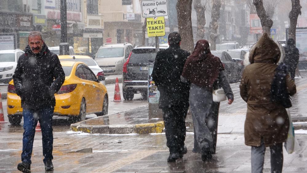 Hakkari’de trafik denetimi