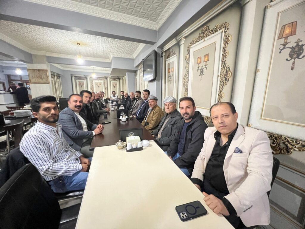 Başkan Şakar, Yerel Sanatçı ve Dengbejlerle Bir Araya Geldi