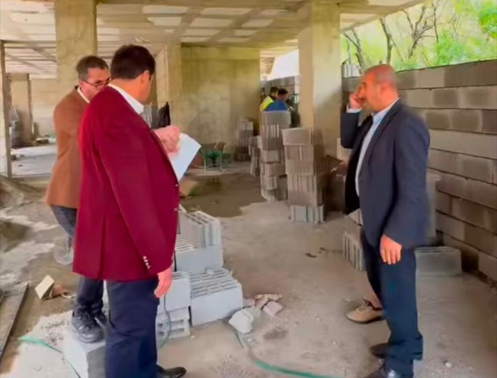 Başkan Şakar, sosyal tesis projeleri inşaatını yerinde inceledi