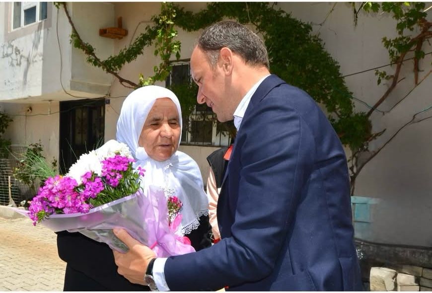 Kaymakam Akpınar, Anneler Gününde Anneleri Unutmadı