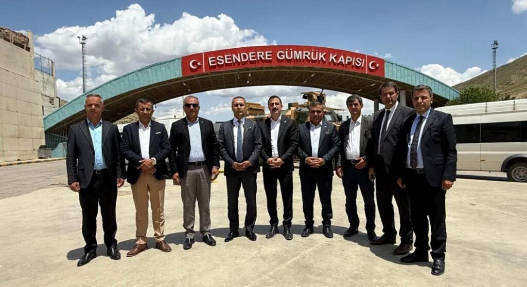 Esendere Sınır Kapısı’nda  Ticaret Durdu, Baro ve STK’lar Devrede
