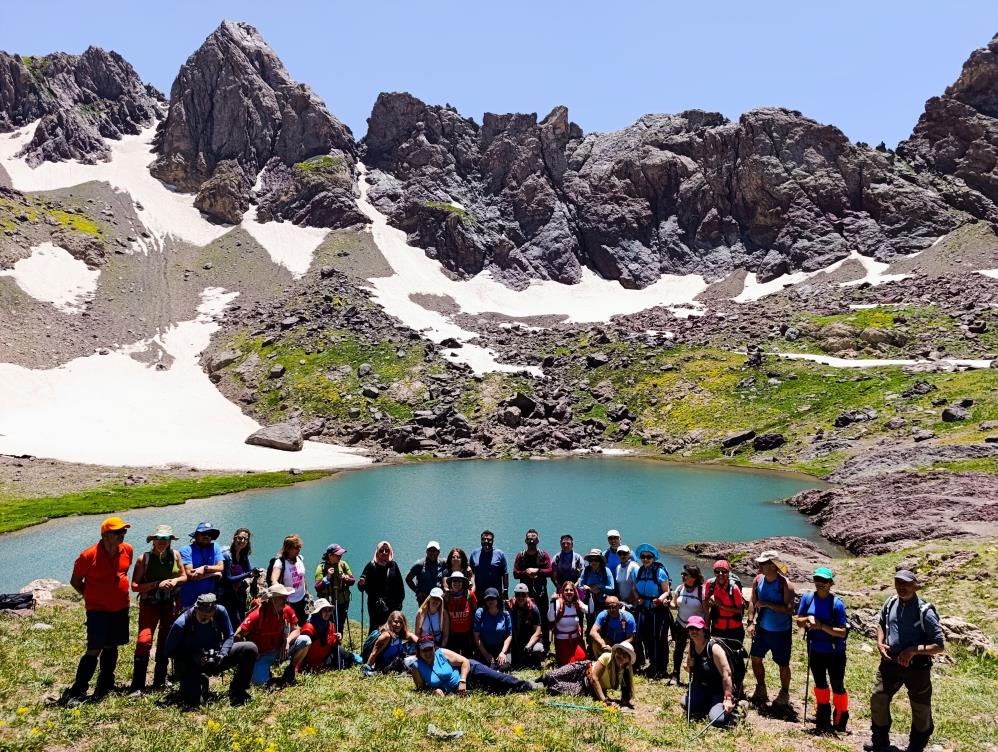 Yüksekova’nın doğası turistleri büyüledi
