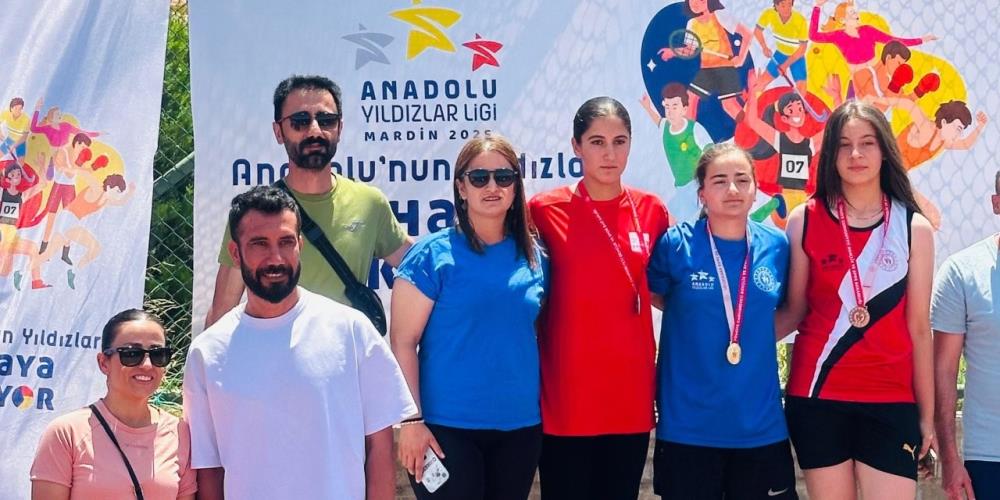 Hakkarili sporculardan büyük başarı