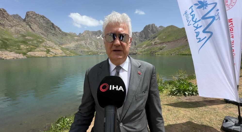 Devlet Tiyatroları Genel Müdürü Tamer Karadağlı: “Yüksekova’da kültür, sanat ve turizm yeşerecek”