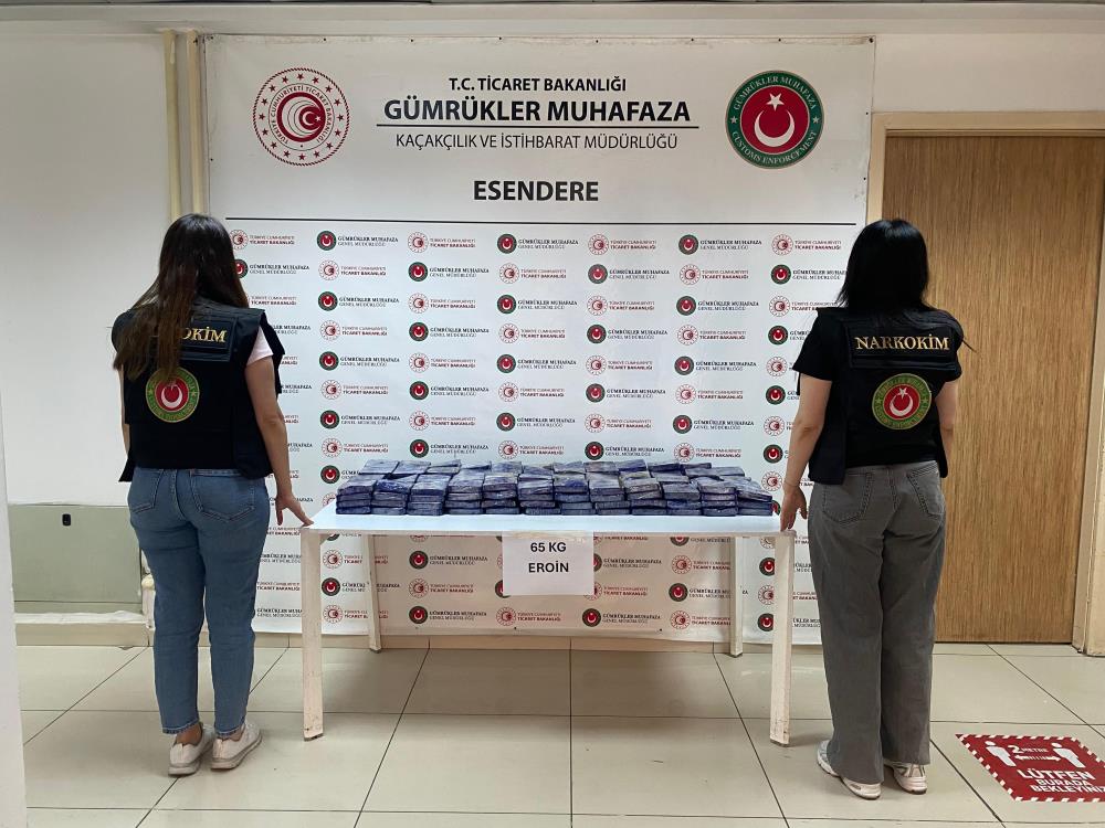 Gümrükler Muhafaza ekipleri 986 milyon lira değerinde uyuşturucu ele geçirdi