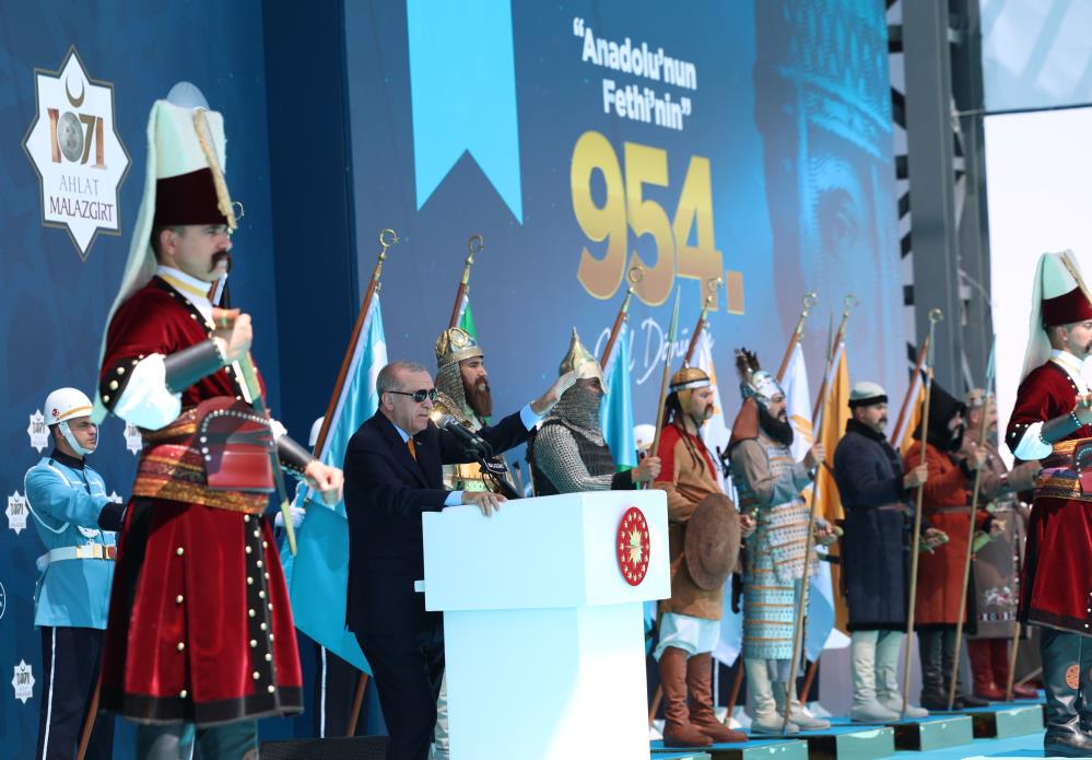 Cumhurbaşkanı Erdoğan: “Yönünü Ankara’ya ve Şam’a dönenler kazanacak”