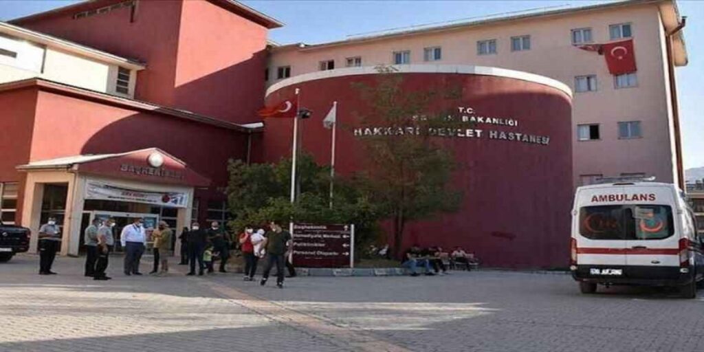 Hakkari’de perinatoloji uzmanı hasta kabulüne başladı
