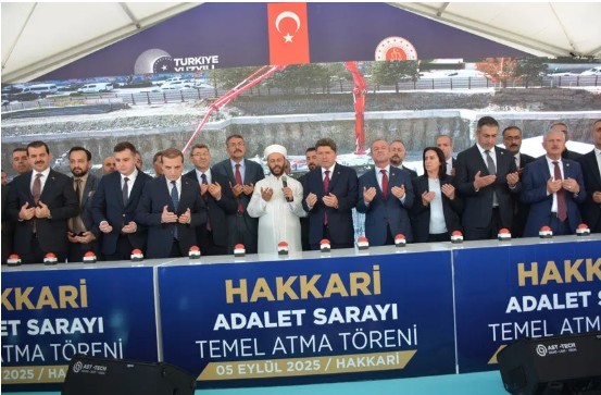Bakan Tunç: “Türkiye’nin güçlü olmasının yolu birlik ve beraberlikten geçiyor”