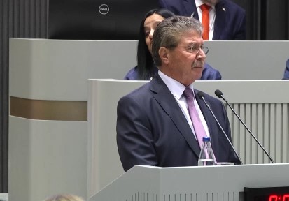 KKTC’de ‘Kıbrıs Sorununa İki Devletli Çözüm Konusunda Karar Önerisi” oy çokluğuyla kabul edildi’