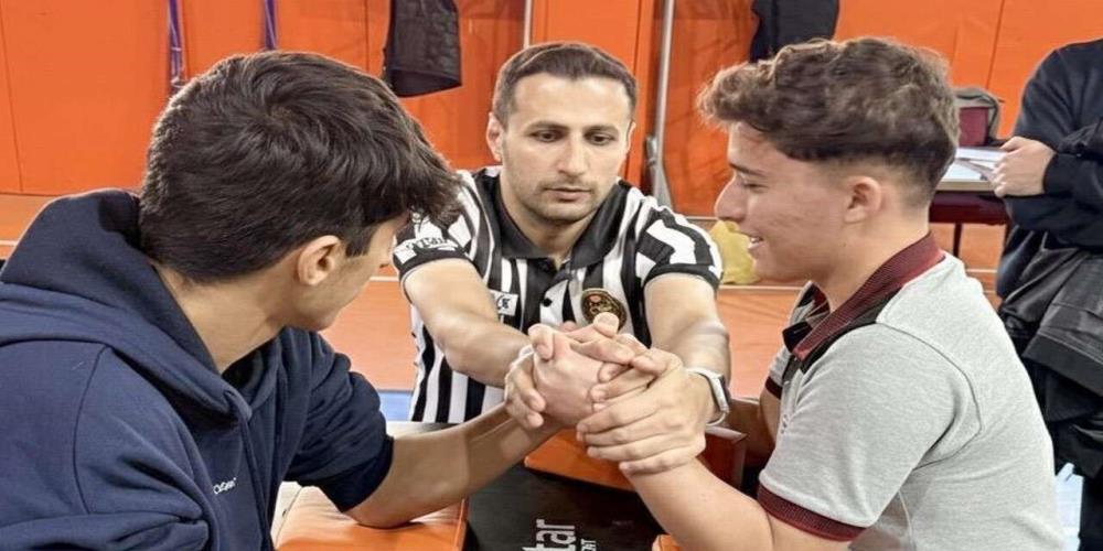 Bilek Güreşi İl Birinciliği Yarışması nefes kesti